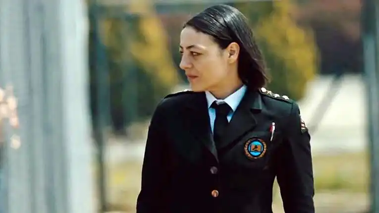 Avlu 42.Bölüm Fragmanı 16 Mayıs Fragman