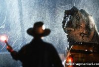 90s Kid Watches Jurassic Park for the First Time