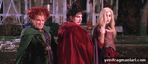 Top 10 Family Halloween Movies Kids and Parents Will Love 10 Hocus Pocus 1993 Still