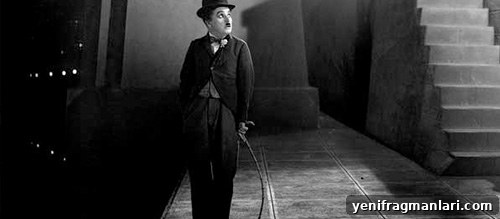 20 Classic Films to Cozy Up With This Winter 5 Charles Chaplin City Lights