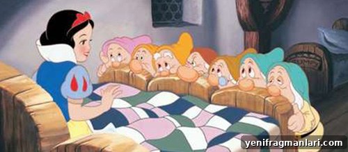 20 Classic Films to Cozy Up With This Winter 8 Disney's Snow White