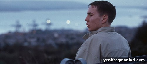 Sweet Sixteen (2002) Review: Loach's Gritty Coming-of-Age Film 2 Sweet Sixteen (2002) poster