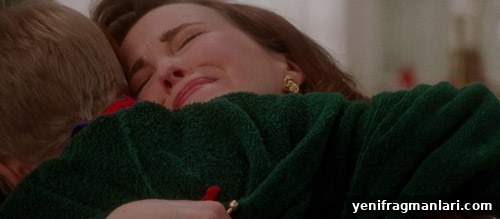 10 Iconic Home Alone Movie Moments 8 Kate and Kevin reunion