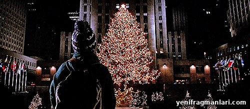 10 Iconic Home Alone 2 Moments in New York 11 Rockefeller Center tree reunion