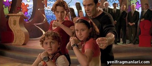 Spy Kids Movies Ranked: Full List from Worst to Greatest 4 Spy Kids (2001) poster