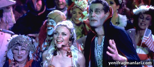 Hocus Pocus (1993) Movie Review: A Nostalgic Halloween Classic 3 img 33949 2