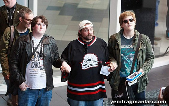Why Closing Edinburgh Filmhouse and the Film Festival Matters 2 Me and my buddy meeting Kevin Smith at the 2016 edition of EIFF