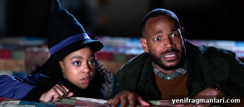 Is The Curse of Bridge Hollow (2022) Worth Watching? 2 img 34355 1