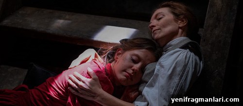 Pearl (2022) Movie Review: A Gripping Solo Horror Performance 3 img 36810 2