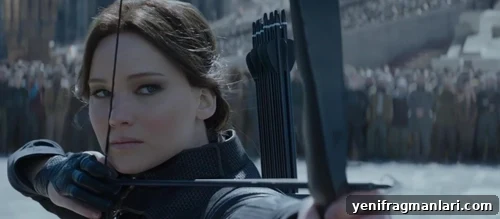 Top 10 Iconic Hunger Games Moments 2 Katniss aims at President Coin