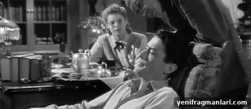 Spellbound (1945) Movie Review: Hitchcock's Psychological Thriller 3 img 44050 2