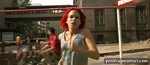 Run Lola Run (1998) Review: A Thrilling Time-Loop Film 2 img 45272 1
