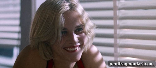 True Romance (1993) Review: Tarantino's Cult Crime Romance 3 True Romance scene