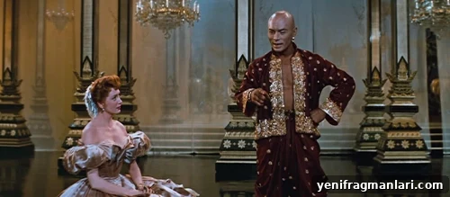 Yul Brynner: 3 Roles That Defined His Career 2 Yul Brynner as the King in The King and I