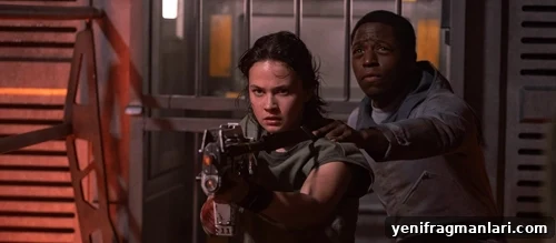 Alien: Romulus: Why We Reject Fixing Vulnerable Loved Ones 4 Cailee Spaeny and David Jonsson in 'Alien: Romulus' (2024).