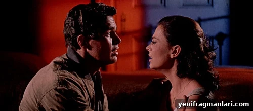 West Side Story (1961) Review: Classic Musical Explained 2 Richard Beymer and Natalie Wood in 1961 feature film 'West Side Story'.