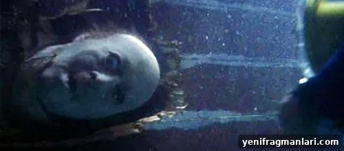 10 Unforgettable Jaws Moments 4 Iconic 'Jaws' jumpscare.