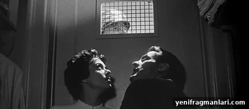 50 Must-See Horror Movies You Can't Miss 11 Invasion of the Body Snatchers